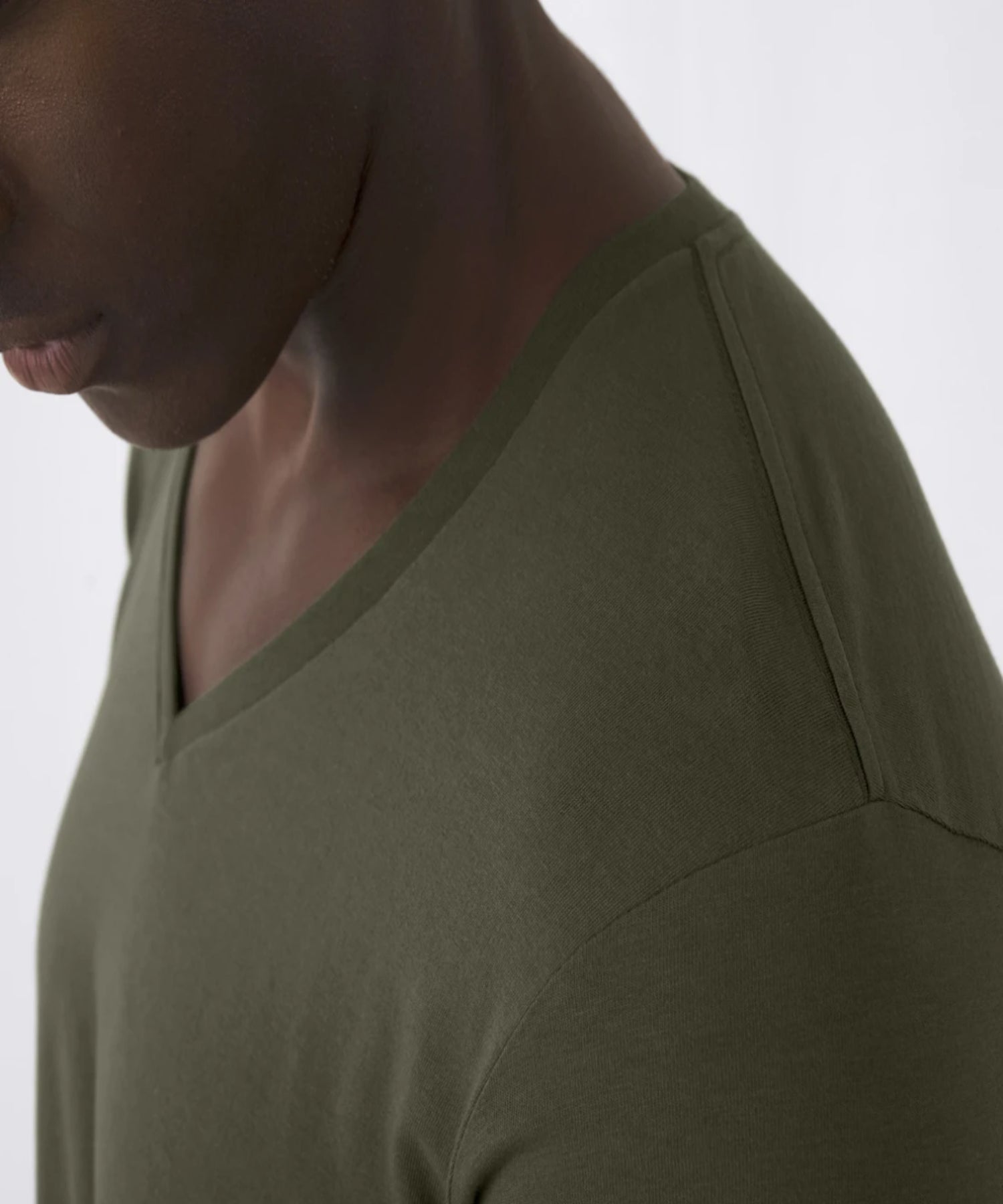 B&C Inspire V T /men